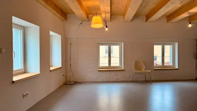 7 Zimmer Wohnung mit 218 m² in Brandenburg an der Havel – Bild 6