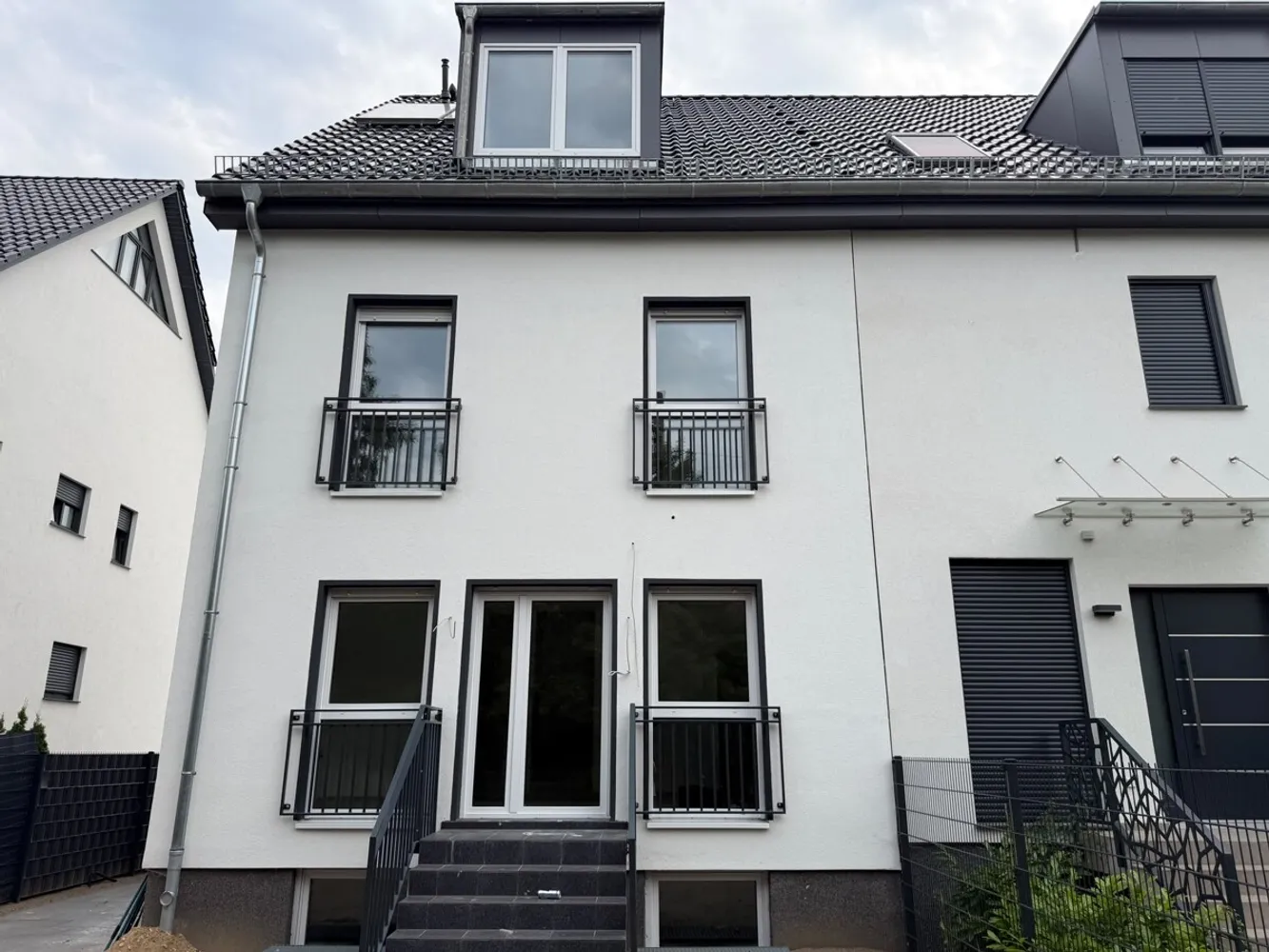 6 Zimmer Haus mit 105 m² in Berlin – Bild 1