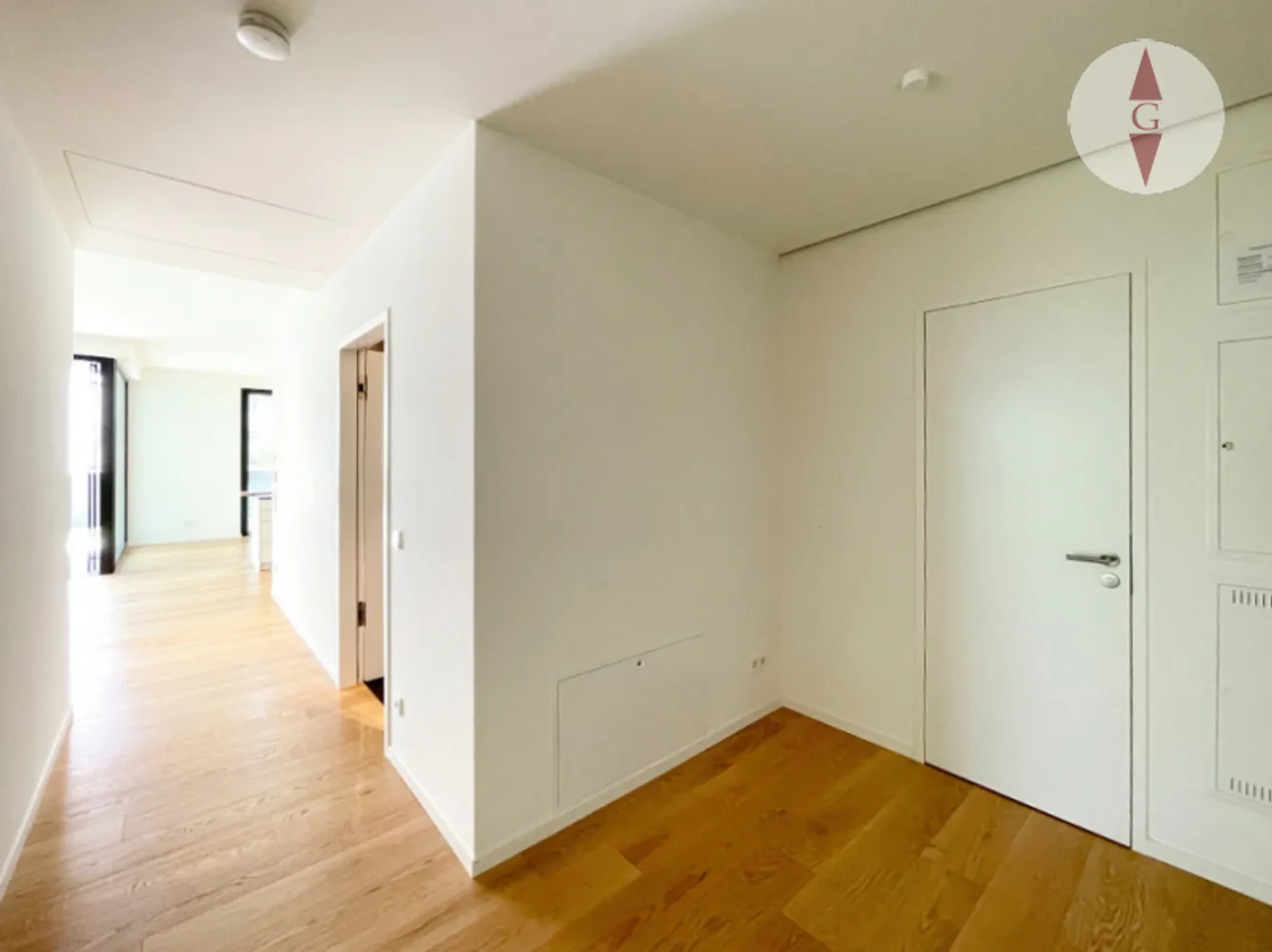 2 Zimmer Wohnung mit 97 m² in Baden-Baden – Bild 2