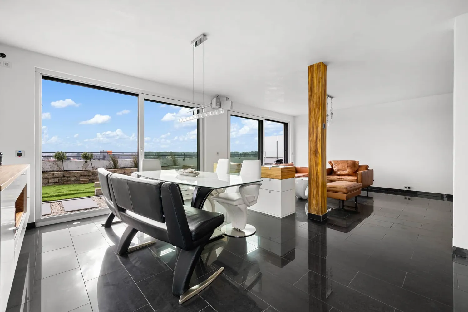 4 Zimmer Wohnung mit 186 m² in Neu-Ulm – Bild 3