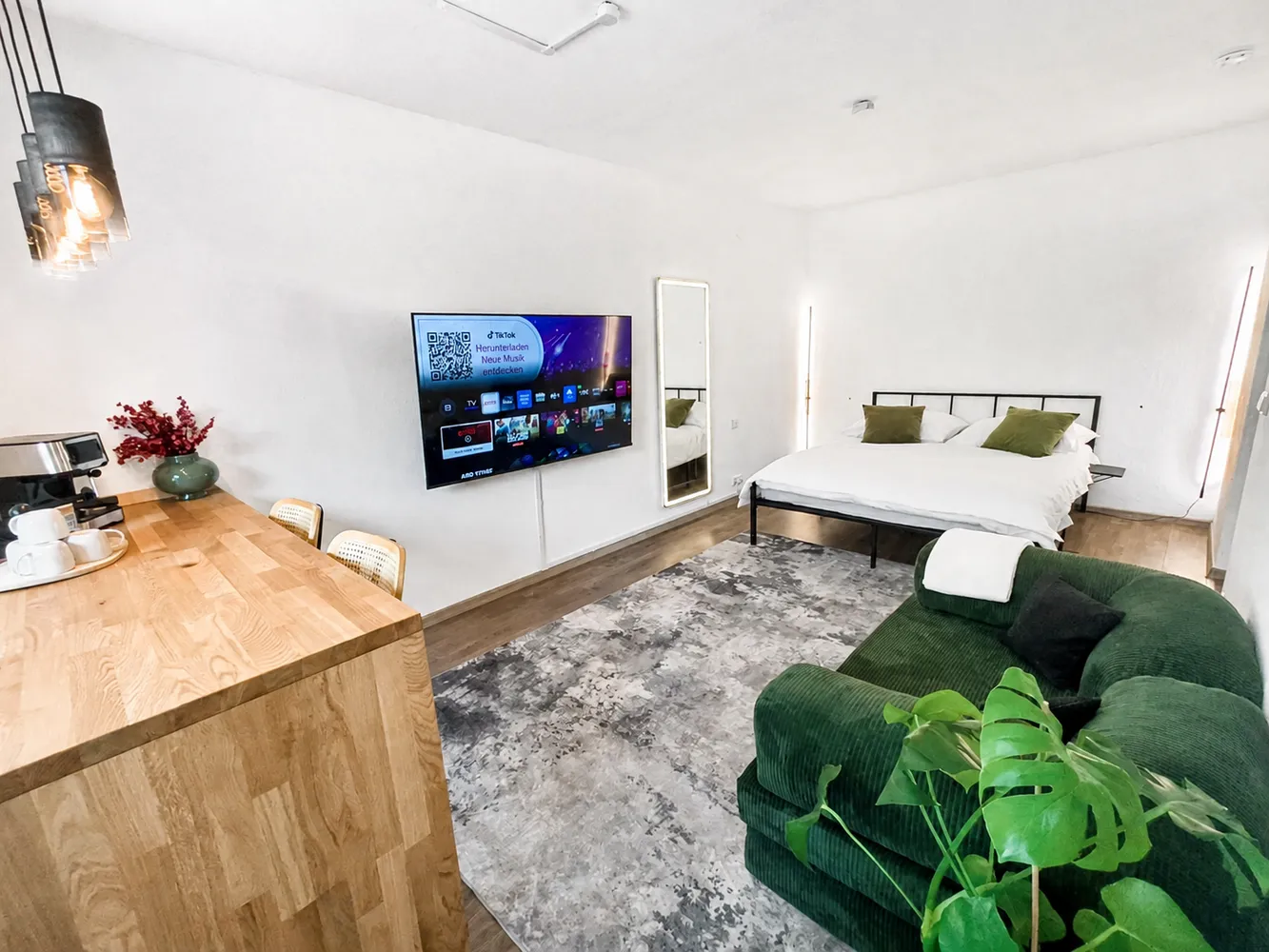 1 Zimmer Wohnung mit 29 m² in Saarbrücken – Bild 1