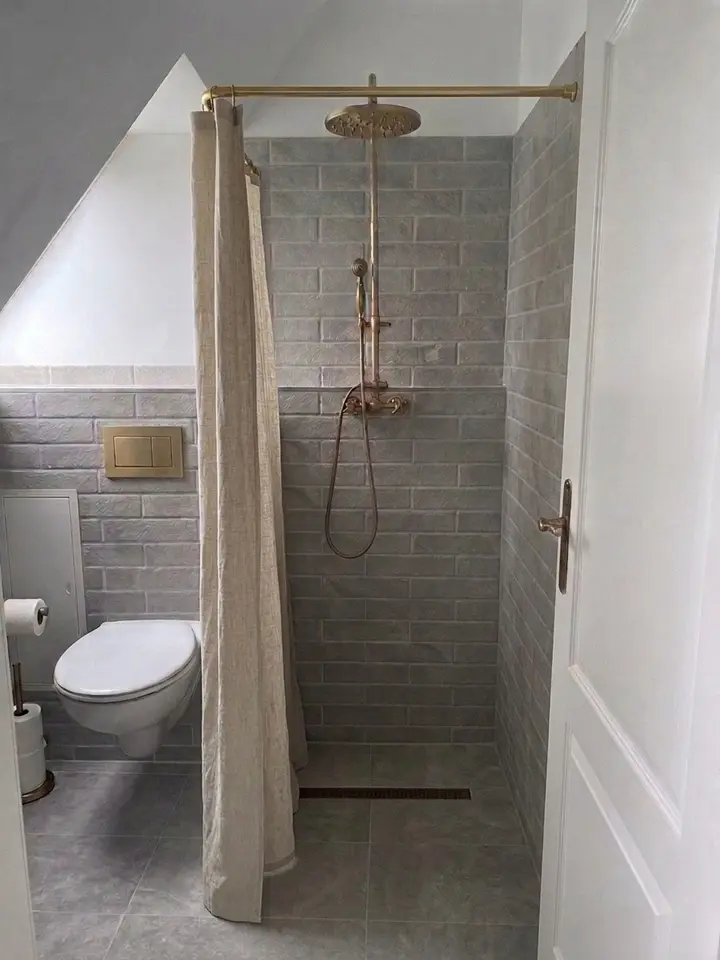 8 Zimmer Haus mit 240 m² in Schwerin – Bild 5