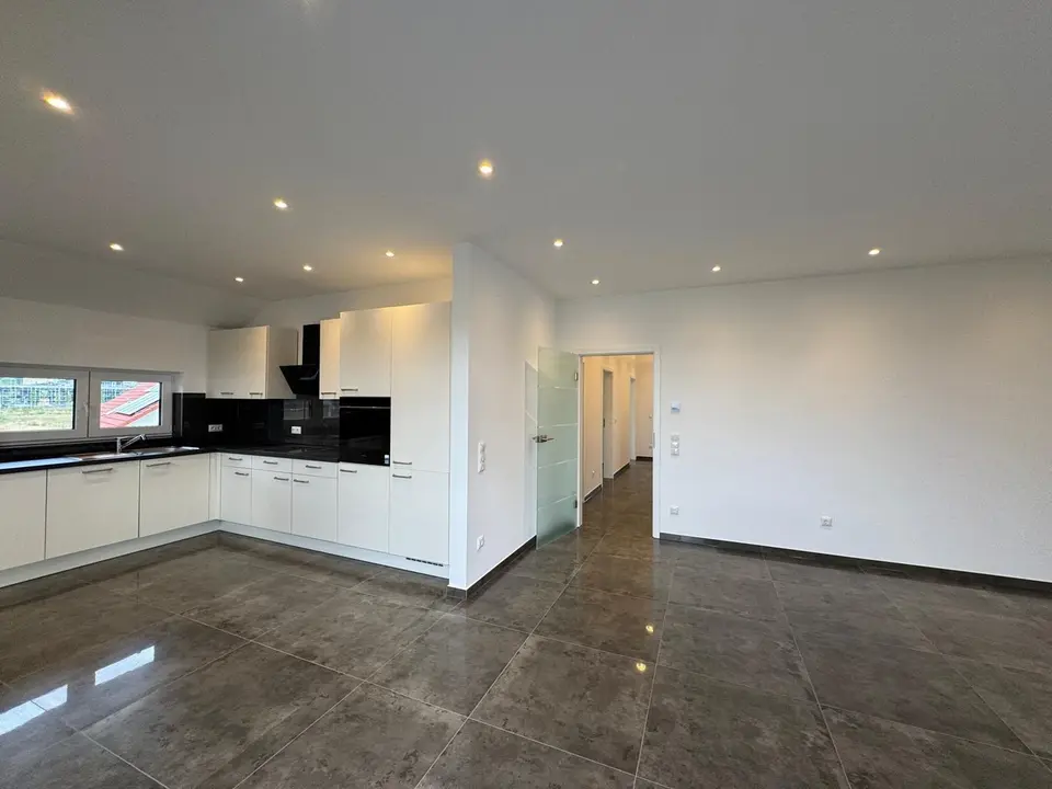 9 Zimmer Wohnung mit 235 m² in Aschaffenburg – Bild 7