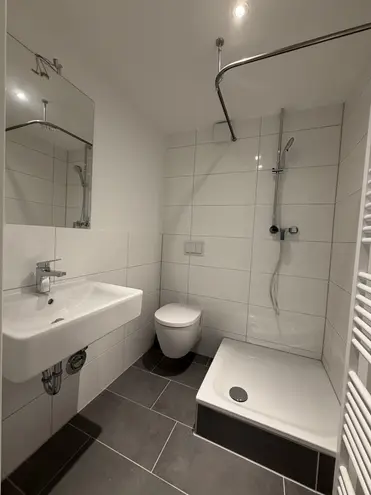 2 Zimmer Wohnung mit 52 m² in Köln – Bild 6