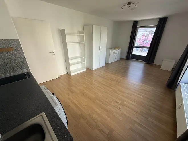 1 Zimmer Wohnung mit 28 m² in Köln – Bild 10