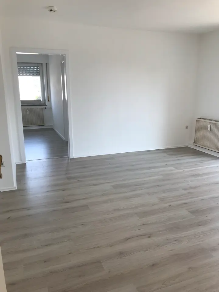 3 Zimmer Wohnung mit 80 m² in Detmold – Bild 2