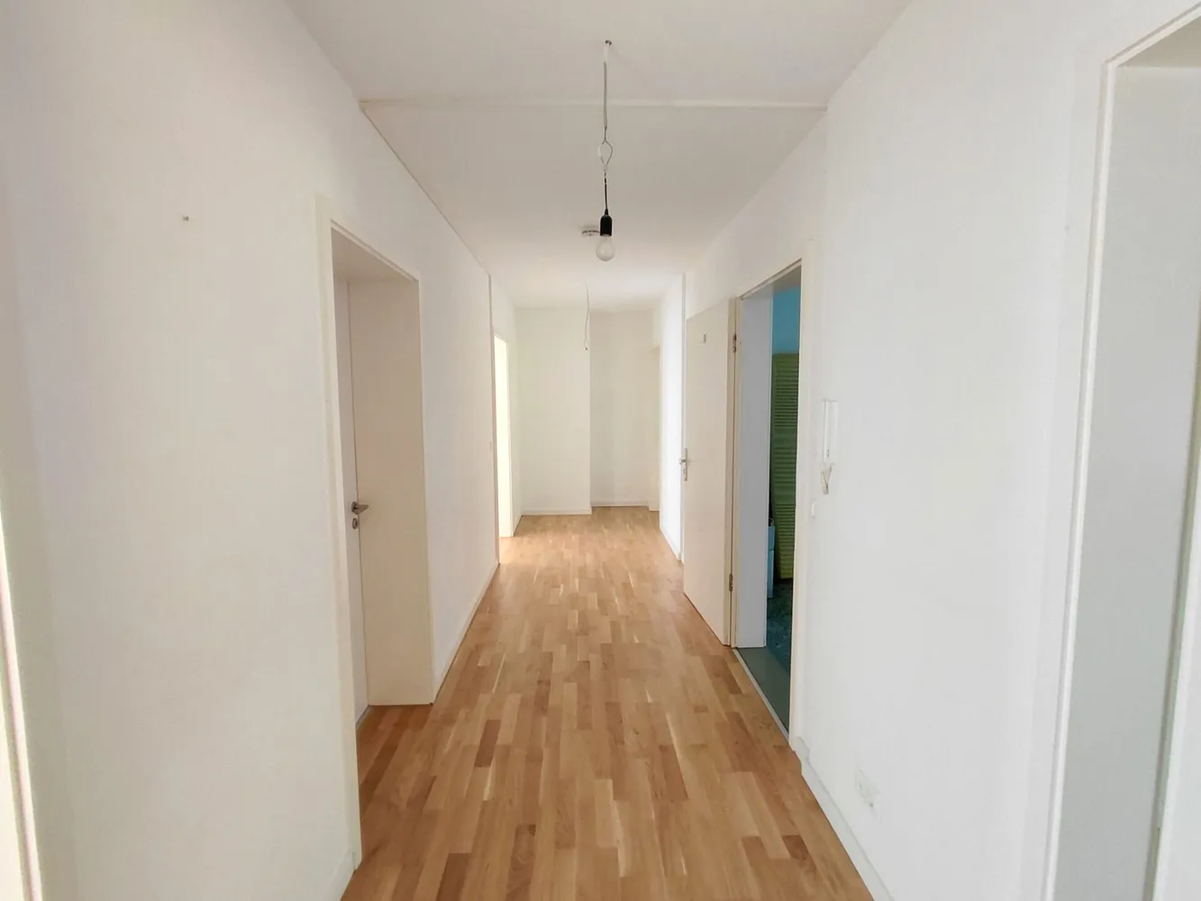 4 Zimmer Wohnung mit 95 m² in Plauen – Bild 5