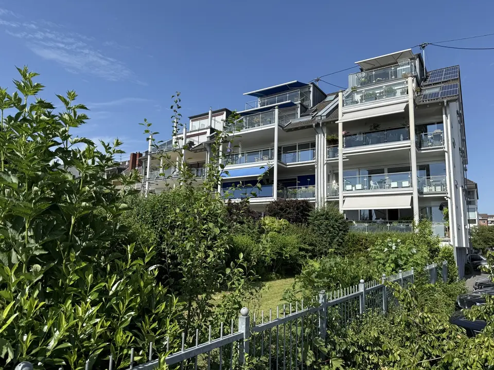 4 Zimmer Wohnung mit 156 m² in Bonn – Bild 2