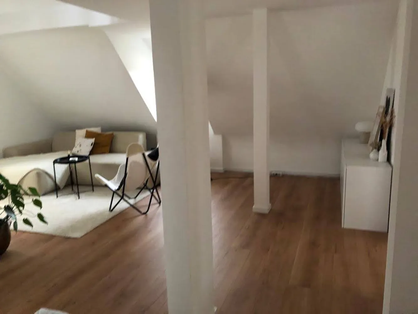 3 Zimmer Wohnung mit 76 m² in Stuttgart – Bild 4