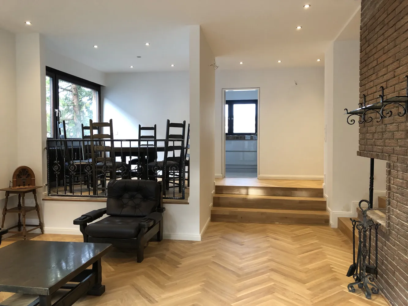 4 Zimmer Wohnung mit 130 m² in Böblingen – Bild 2