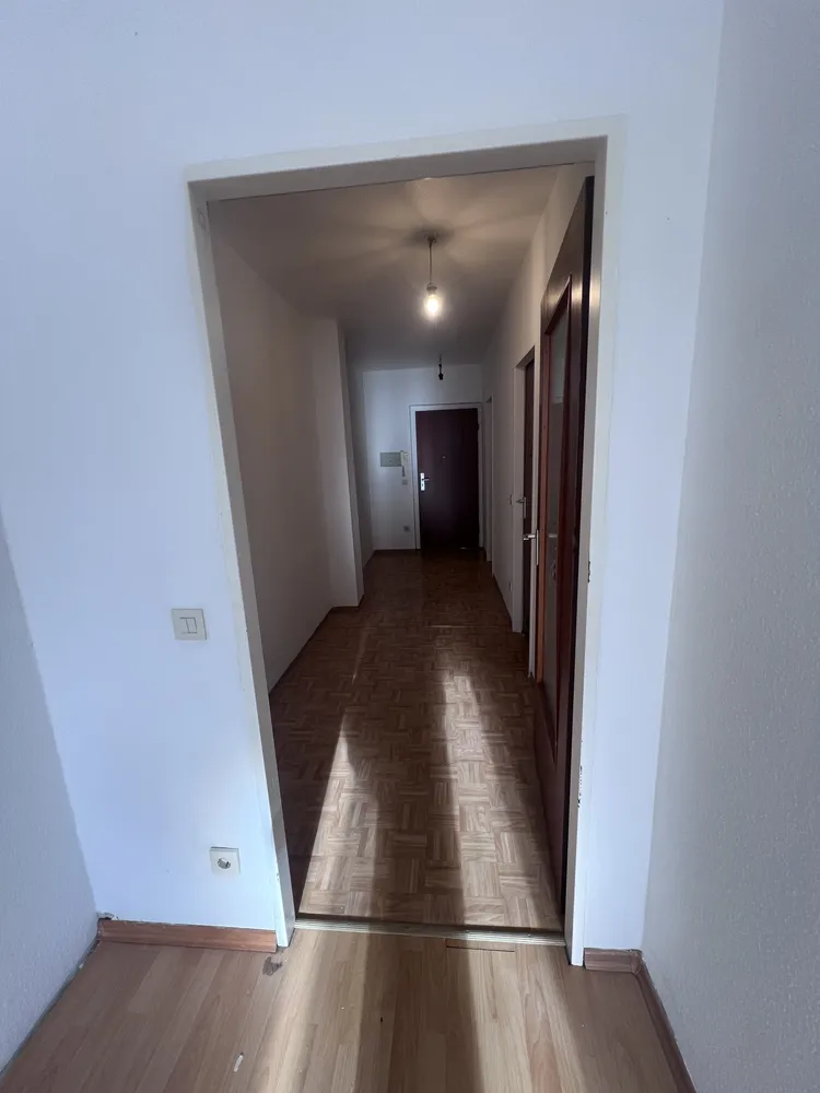 2 Zimmer Wohnung mit 79 m² in Oberhausen – Bild 3