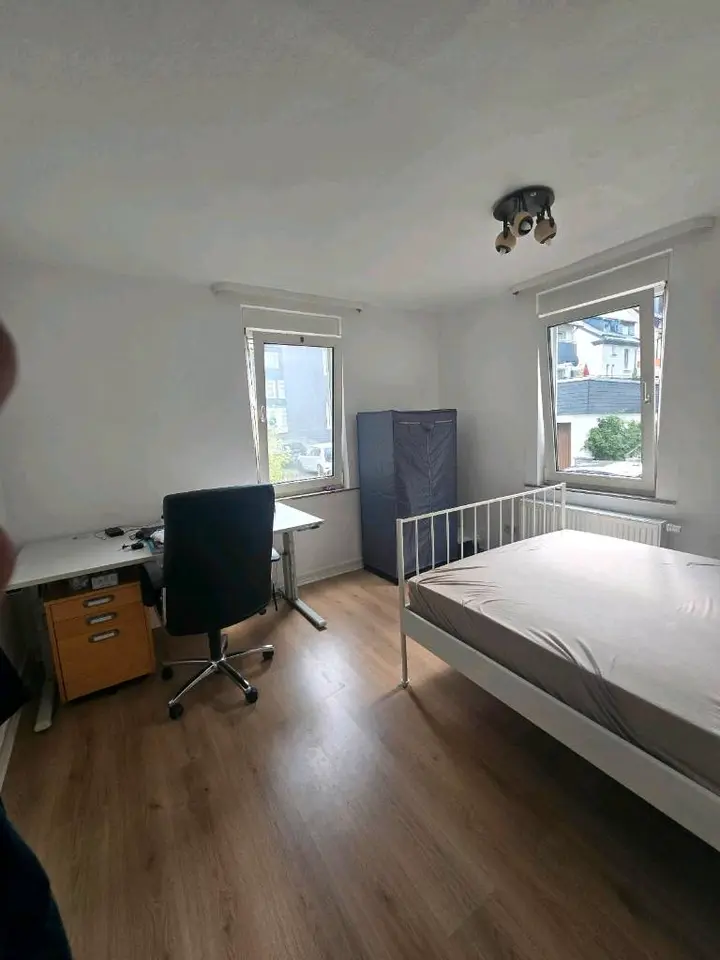 WG-Zimmer mit 100 m² in Siegen – Bild 9