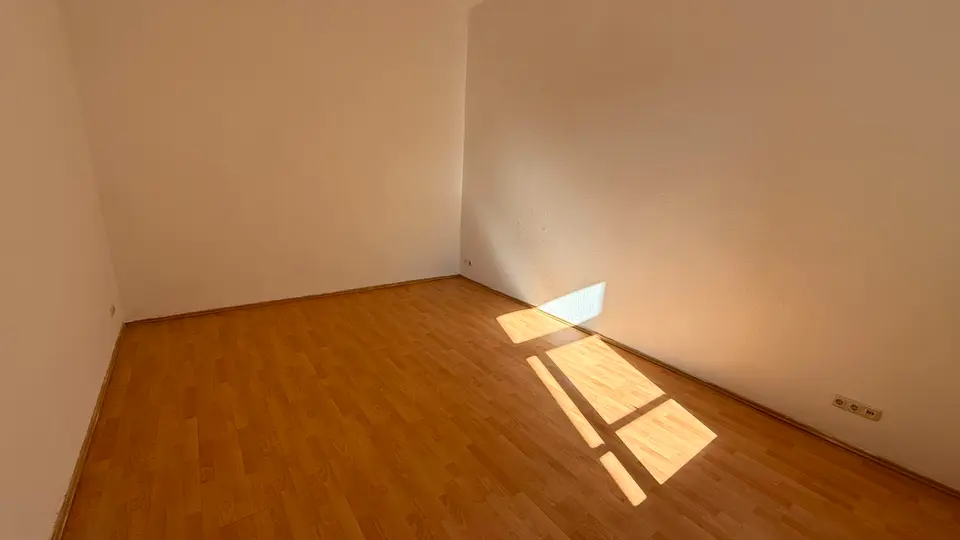 2 Zimmer Wohnung mit 54 m² in Schwerin – Bild 1