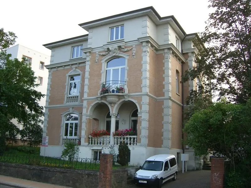 2 Zimmer Wohnung mit 54 m² in Schwerin – Bild 3