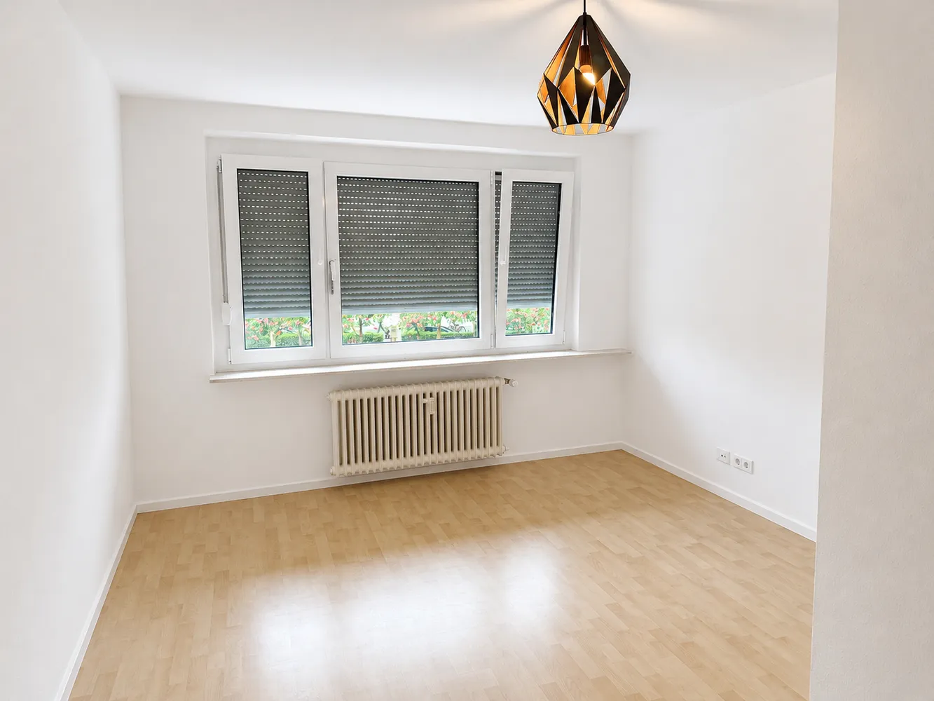 4 Zimmer Wohnung mit 96 m² in Pforzheim – Bild 2