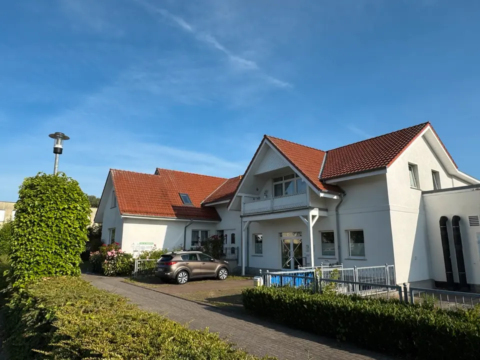4 Zimmer Wohnung mit 103 m² in Stralsund – Bild 1
