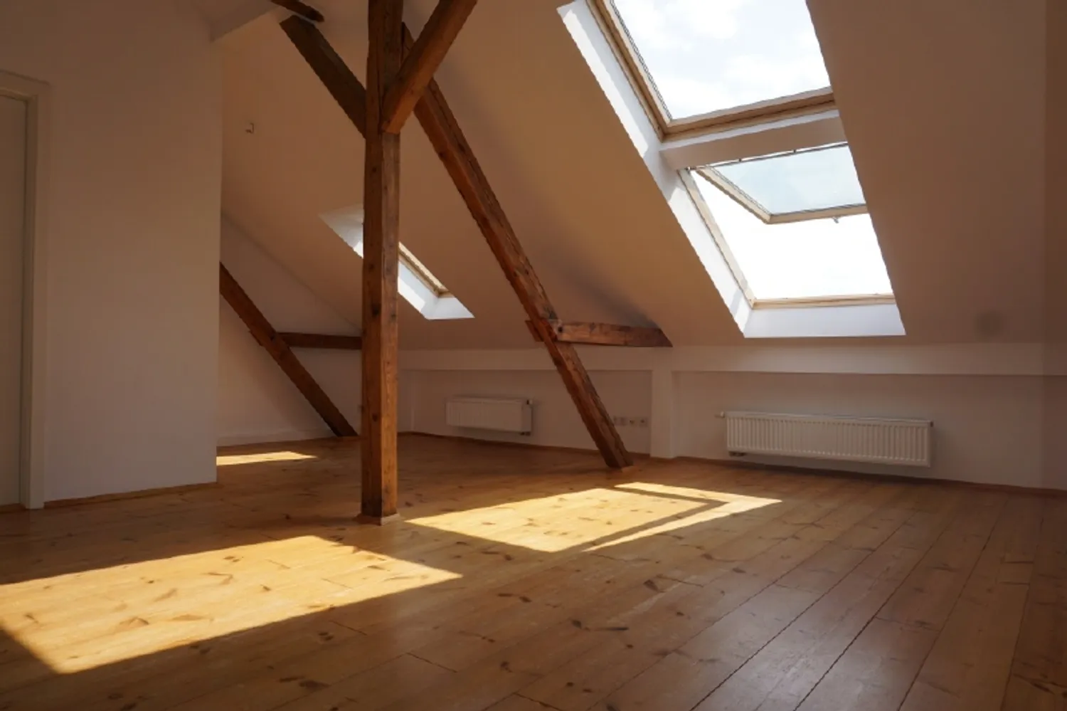 2 Zimmer Wohnung mit 60 m² in Dresden – Bild 3