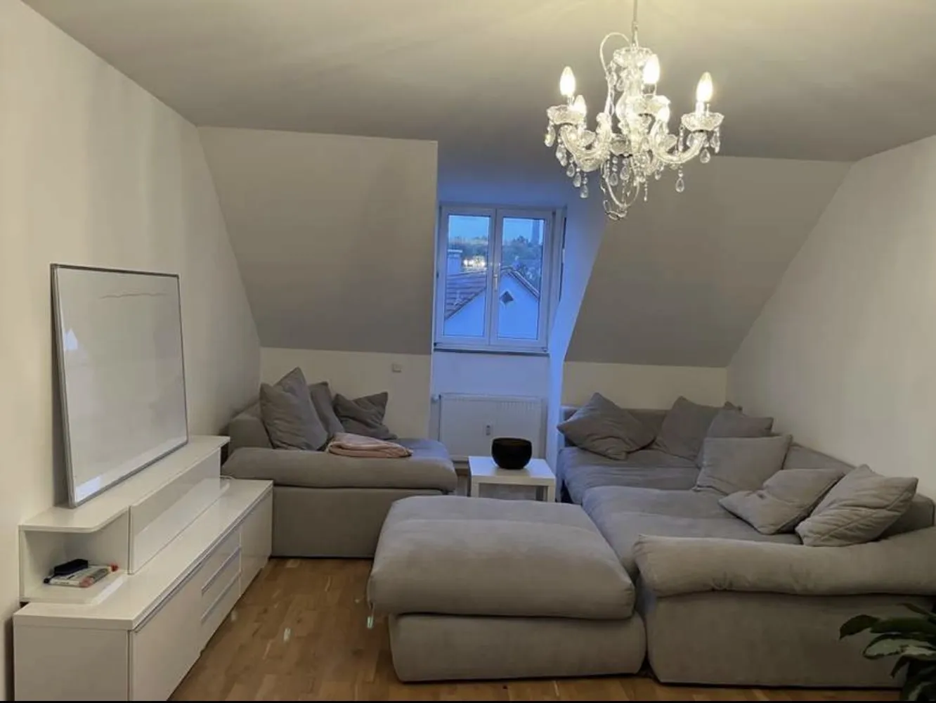 2 Zimmer Wohnung mit 60 m² in Regensburg – Bild 1