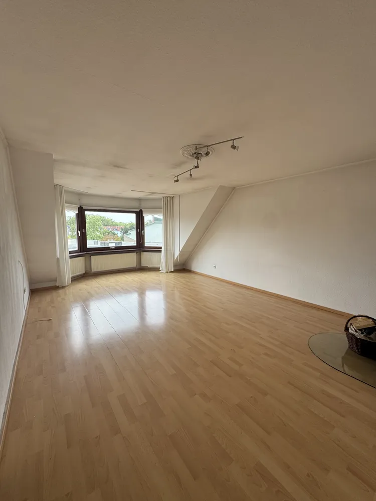 4 Zimmer Wohnung mit 109 m² in Bremen – Bild 1