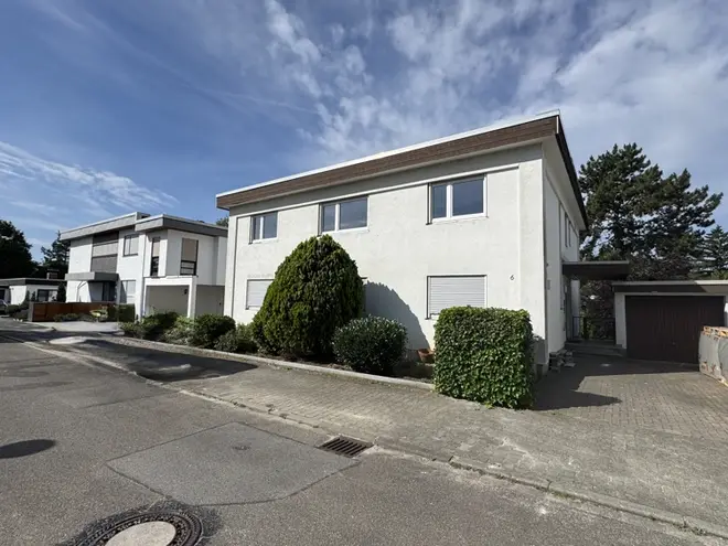 4 Zimmer Wohnung mit 117 m² in Mannheim – Bild 2