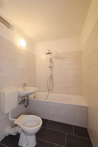 3 Zimmer Wohnung mit 57 m² in Halle (Saale) – Bild 5
