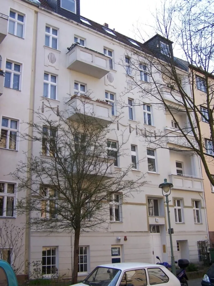 2 Zimmer Wohnung mit 64 m² in Berlin – Bild 1