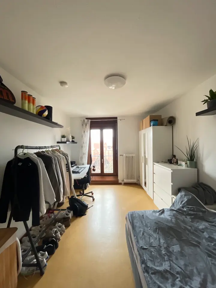 WG-Zimmer mit 120 m² in Karlsruhe – Bild 3