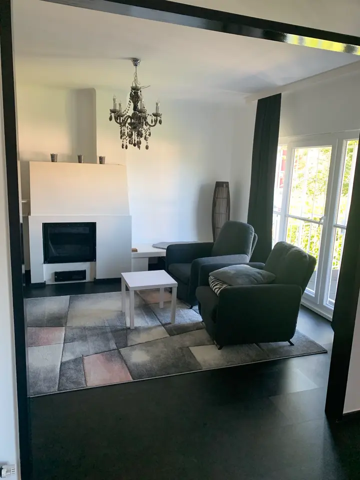 6 Zimmer Wohnung mit 155 m² in Saarbrücken – Bild 1