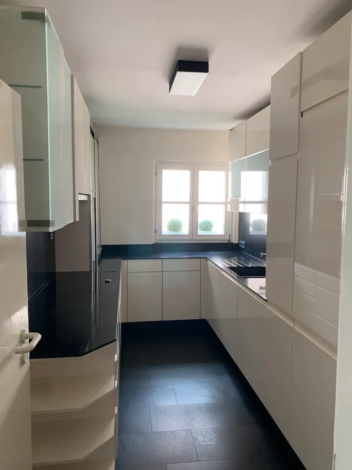 6 Zimmer Wohnung mit 155 m² in Saarbrücken – Bild 3