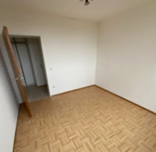 3 Zimmer Wohnung mit 68 m² in Duisburg – Bild 2