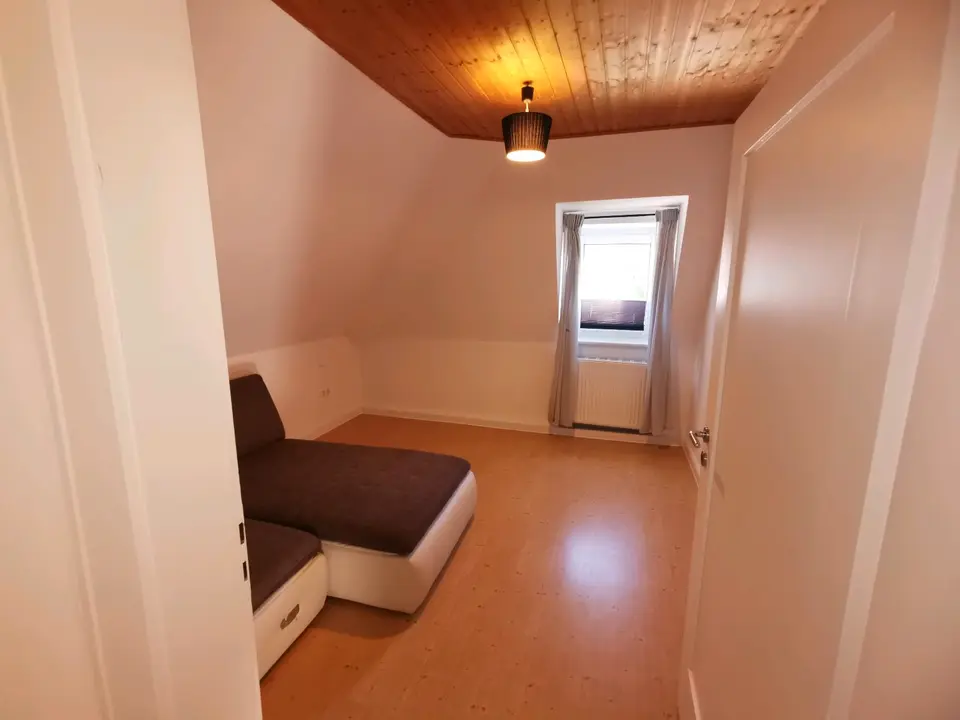3 Zimmer Wohnung mit 70 m² in Bayreuth – Bild 2