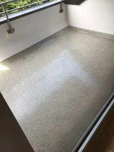 3 Zimmer Wohnung mit 102 m² in Düsseldorf – Bild 4