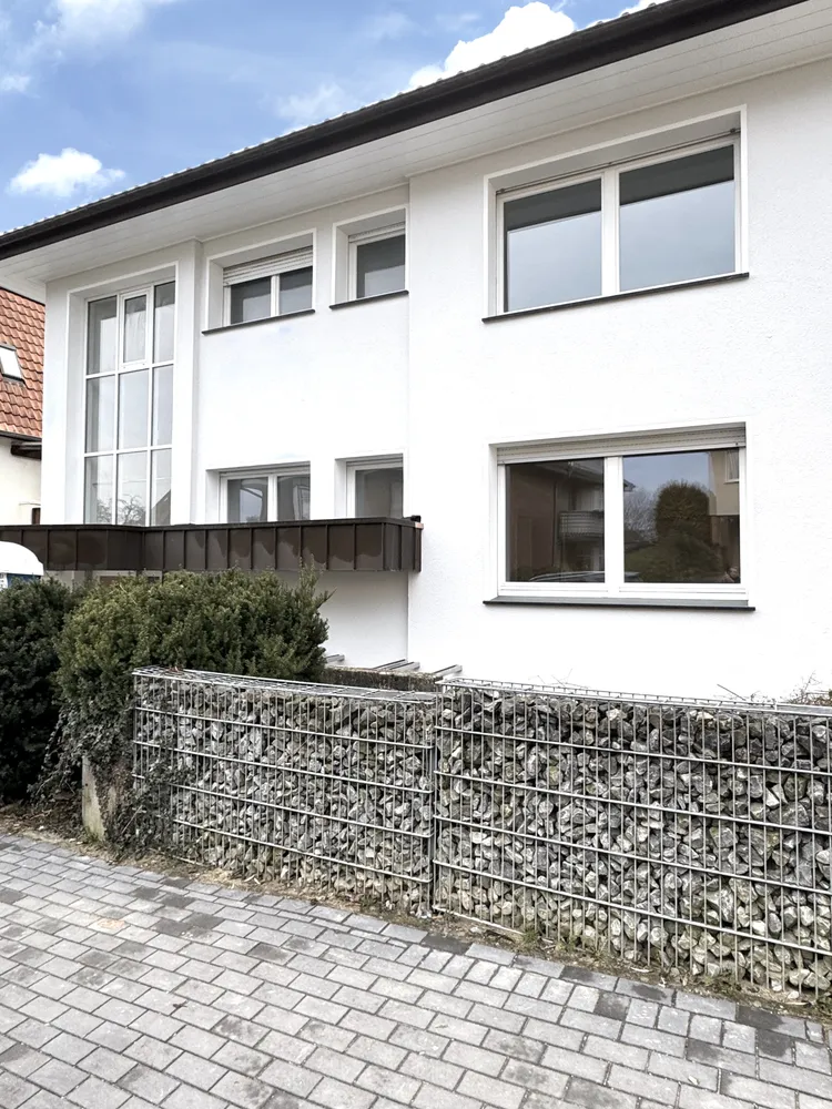 4 Zimmer Wohnung mit 188 m² in Detmold – Bild 2