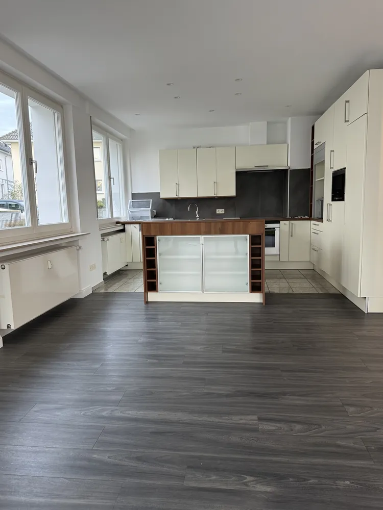 4 Zimmer Wohnung mit 188 m² in Detmold – Bild 8