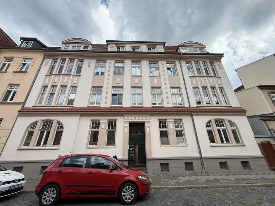 3 Zimmer Wohnung mit 90 m² in Schwerin – Bild 2
