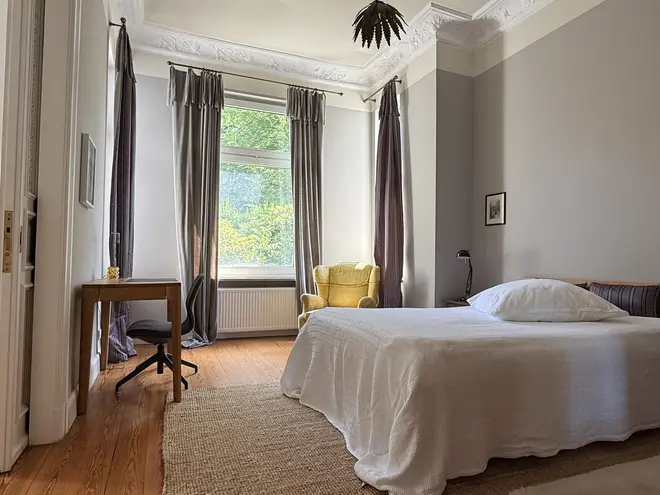 9 Zimmer Haus mit 251 m² in Hamburg – Bild 10