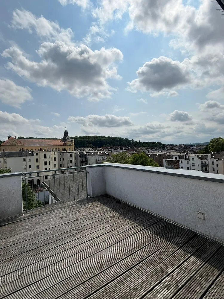 3 Zimmer Wohnung mit 94 m² in Gera – Bild 1