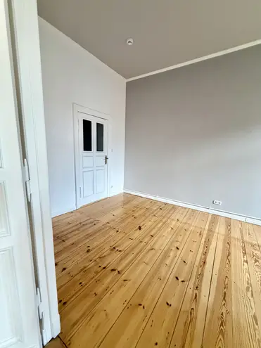 4 Zimmer Wohnung mit 127 m² in Berlin – Bild 2