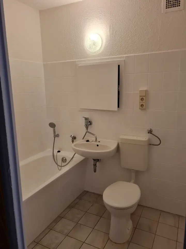 2 Zimmer Wohnung mit 54 m² in Gera – Bild 8