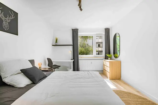 WG-Zimmer mit 15 m² in München – Bild 1