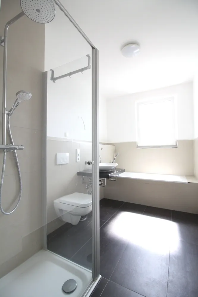 4 Zimmer Wohnung mit 140 m² in Frankfurt am Main – Bild 5