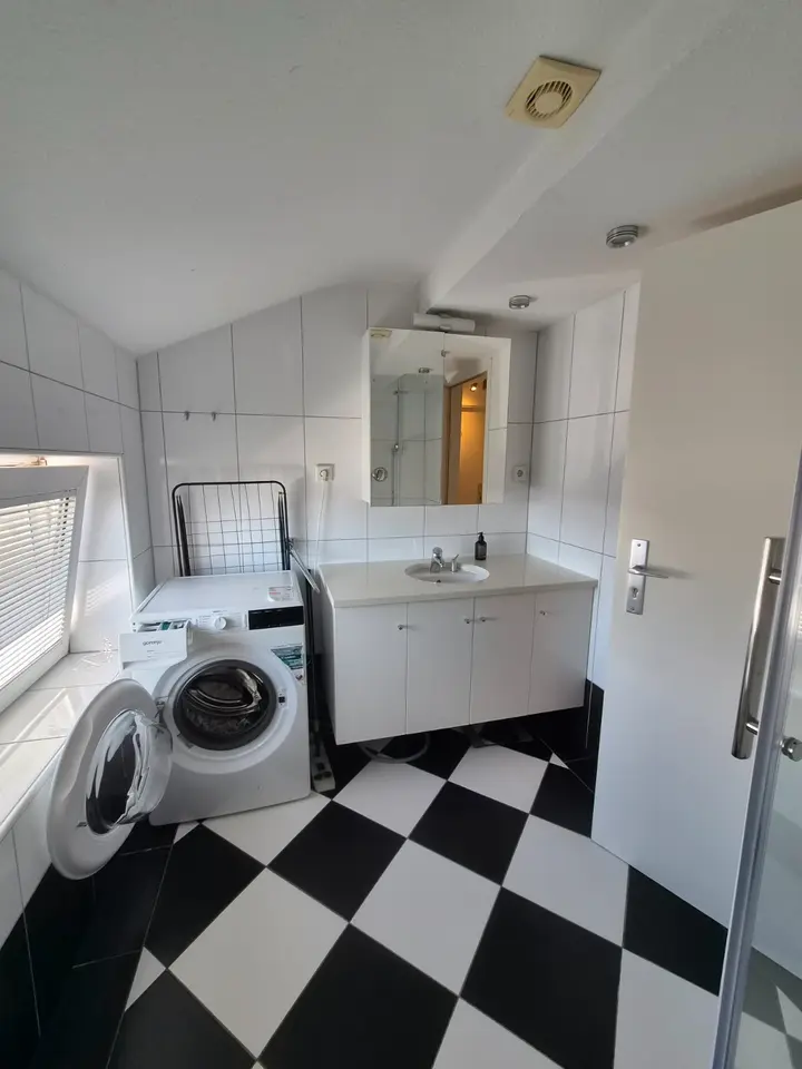 WG-Zimmer mit 25 m² in Düsseldorf – Bild 8