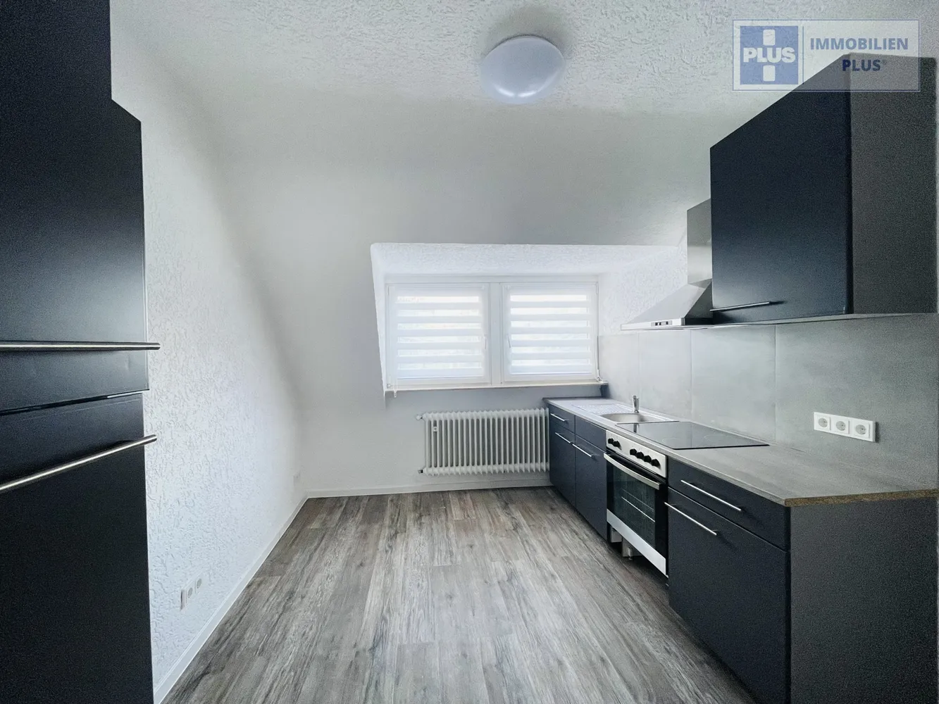 2 Zimmer Wohnung mit 60 m² in Homburg – Bild 3