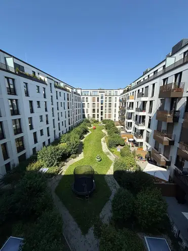 2 Zimmer Wohnung mit 75 m² in Berlin – Bild 5