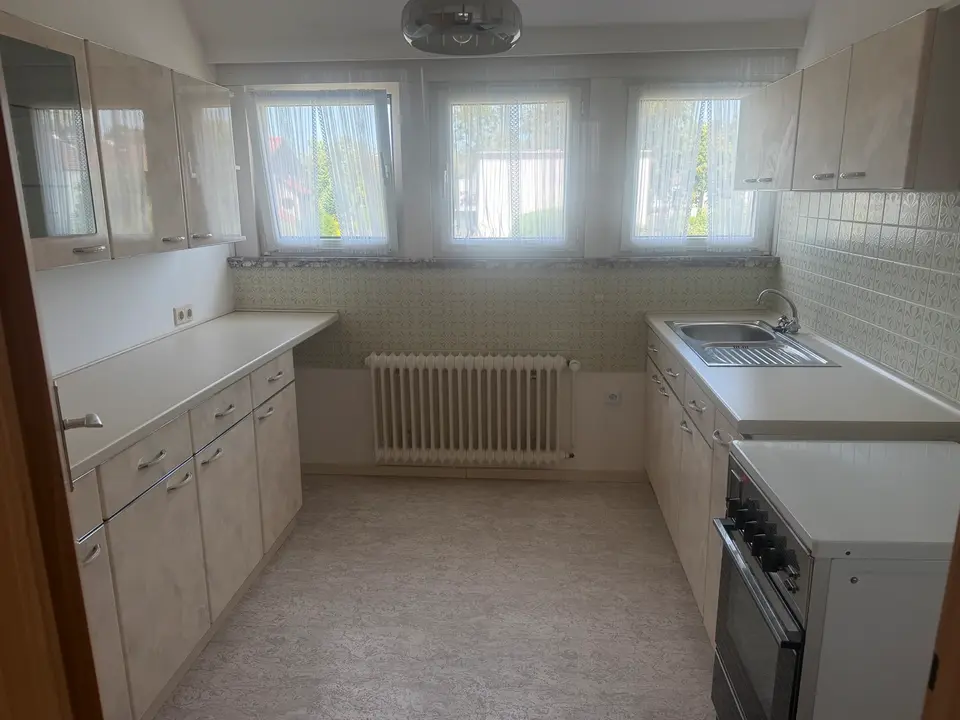 3 Zimmer Wohnung mit 83 m² in Detmold – Bild 4