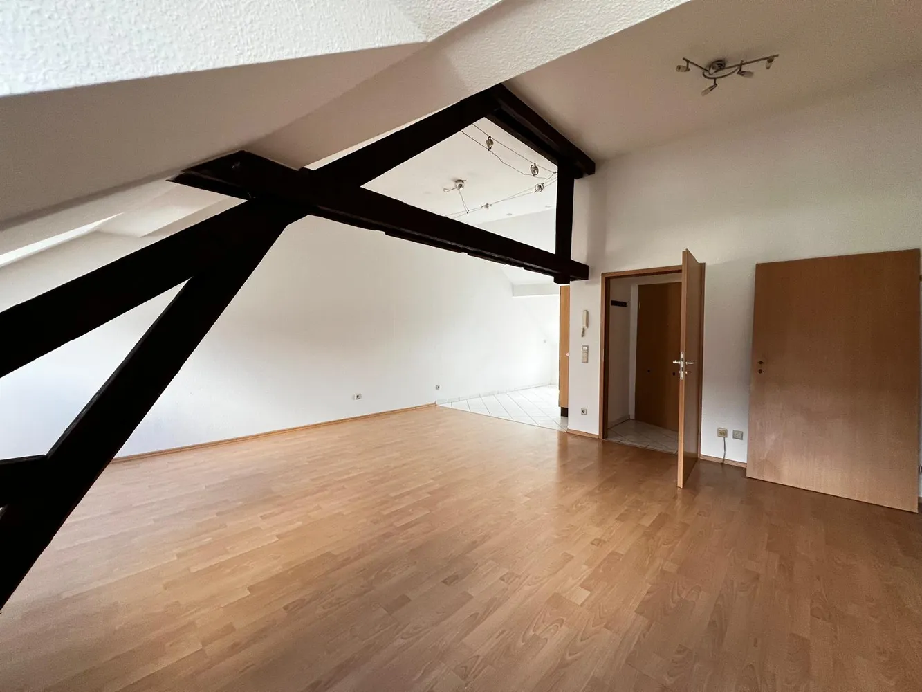 3 Zimmer Wohnung mit 78 m² in Trier – Bild 2