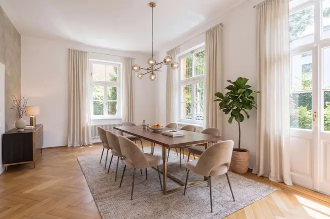 9 Zimmer Haus mit 389 m² in München – Bild 3