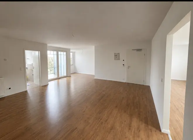 2 Zimmer Wohnung mit 79 m² in Neuss – Bild 1