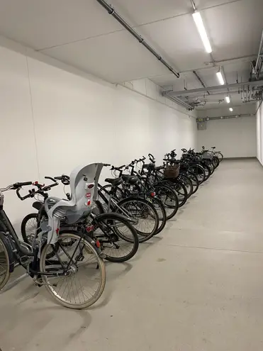 2 Zimmer Wohnung mit 82 m² in Bonn – Bild 4