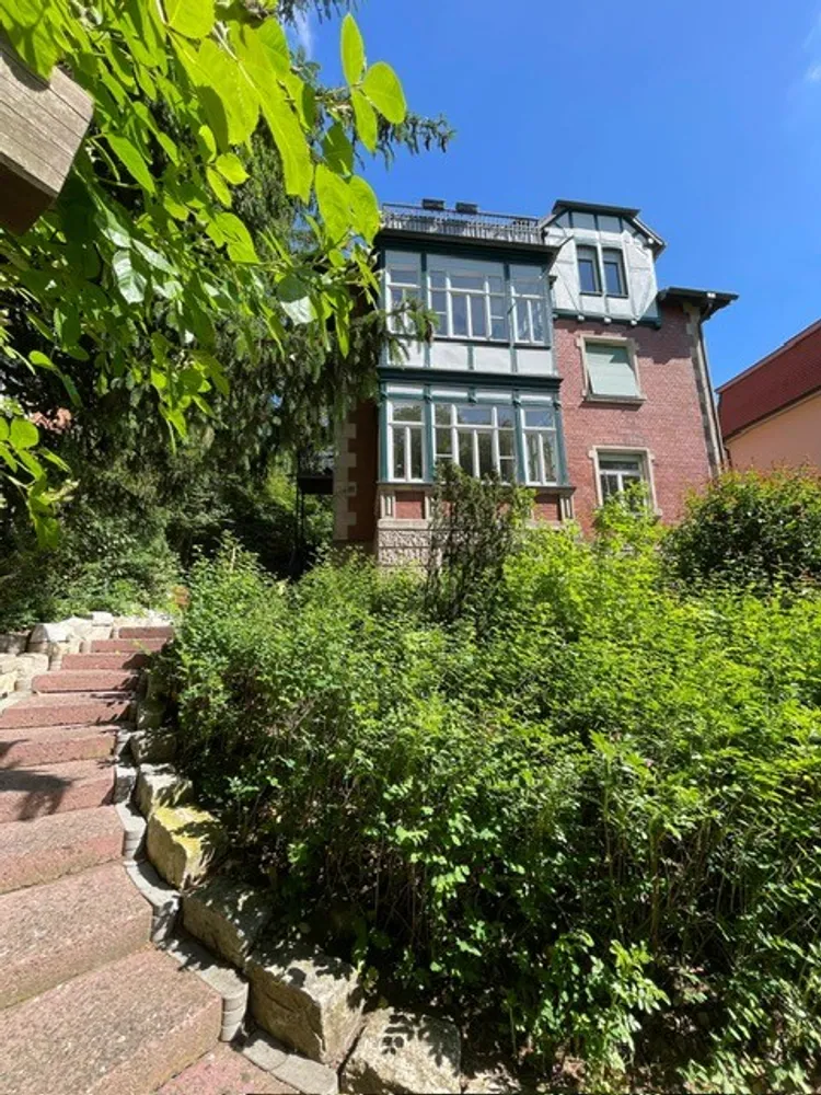 4 Zimmer Wohnung mit 105 m² in Erlangen – Bild 1